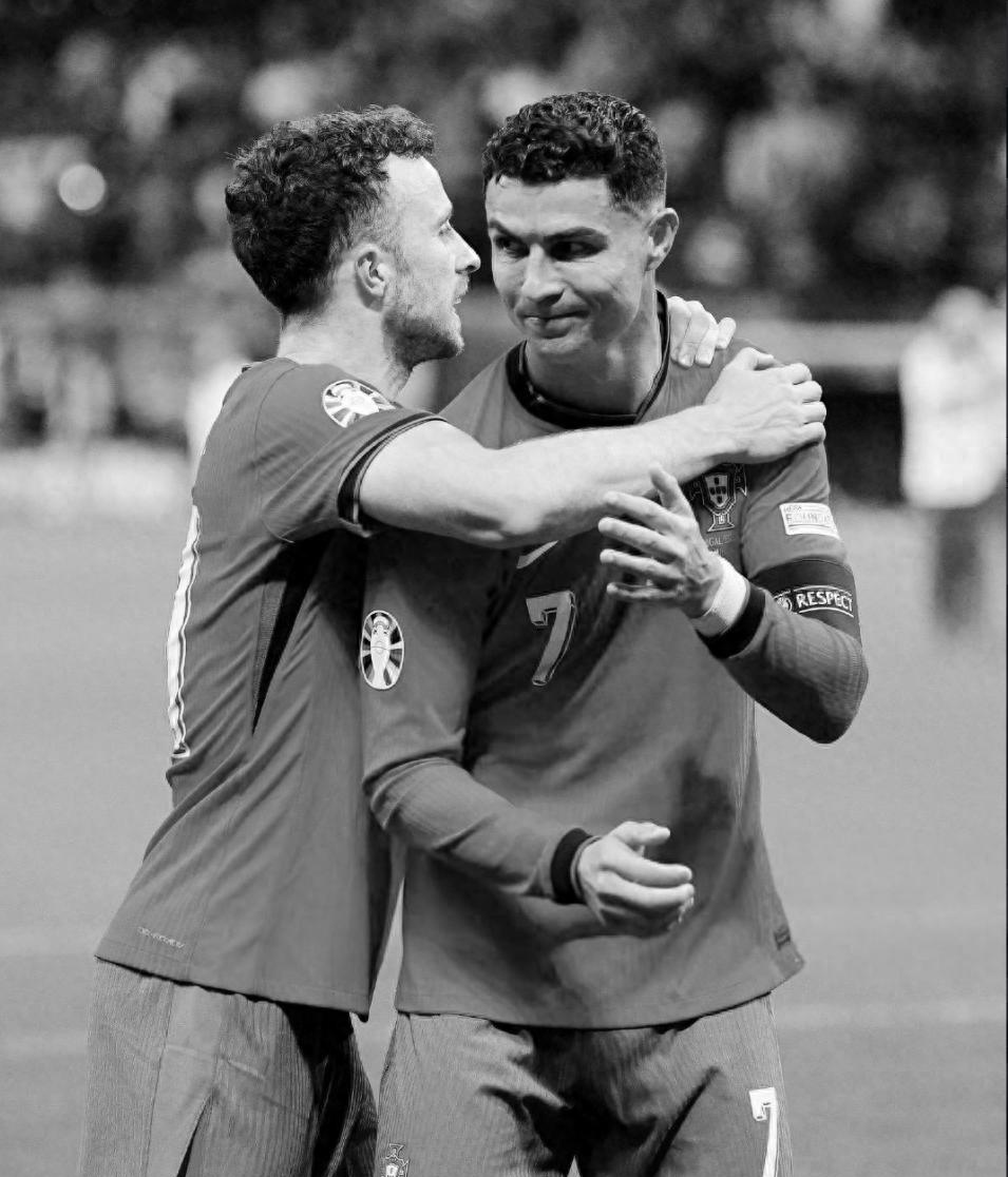 比利时碾压西班牙，C罗高光表现