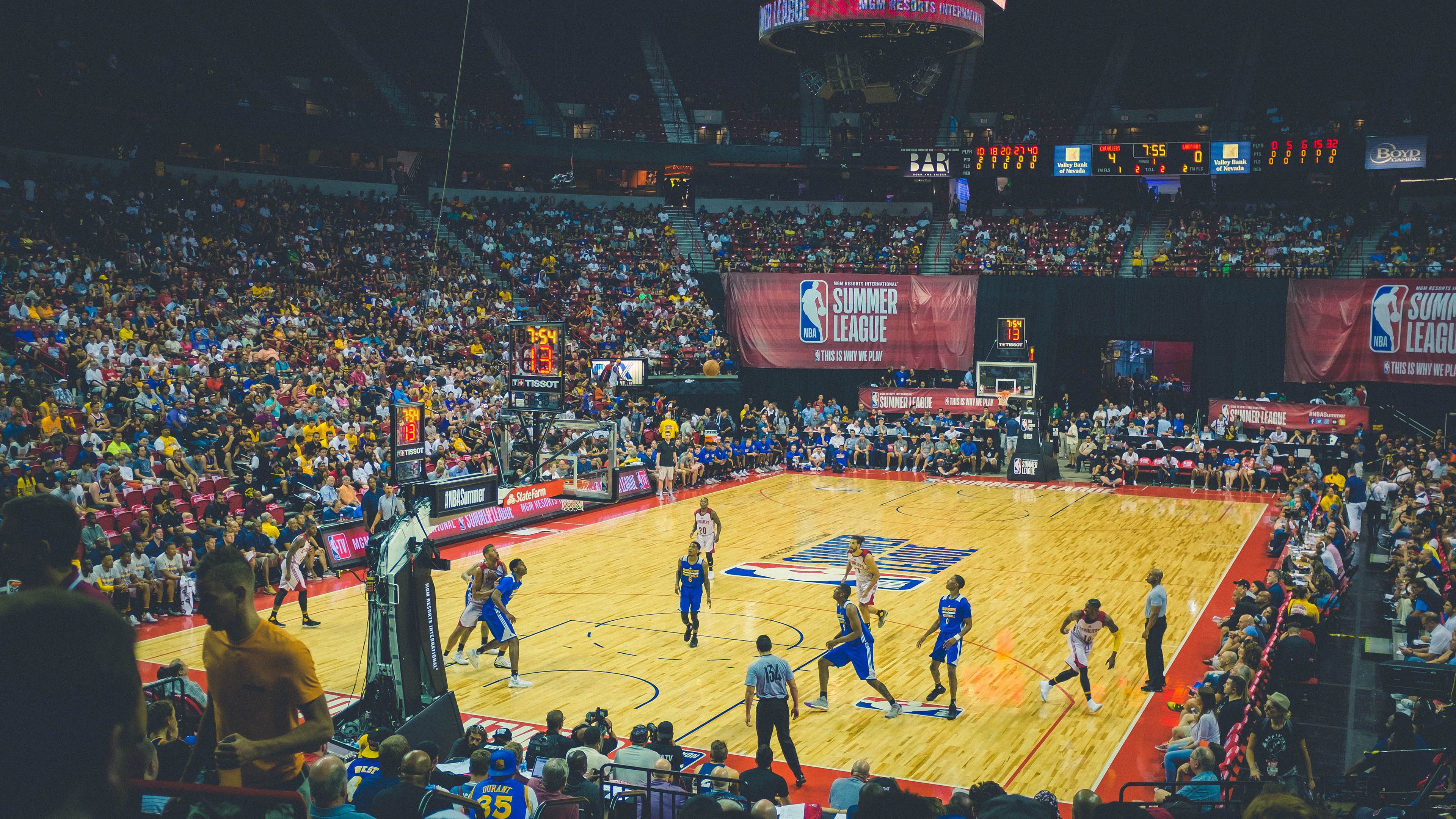 骑士击溃马刺，保罗成为关键先生，当暮年控卫之神点燃克利夫兰的复兴之火