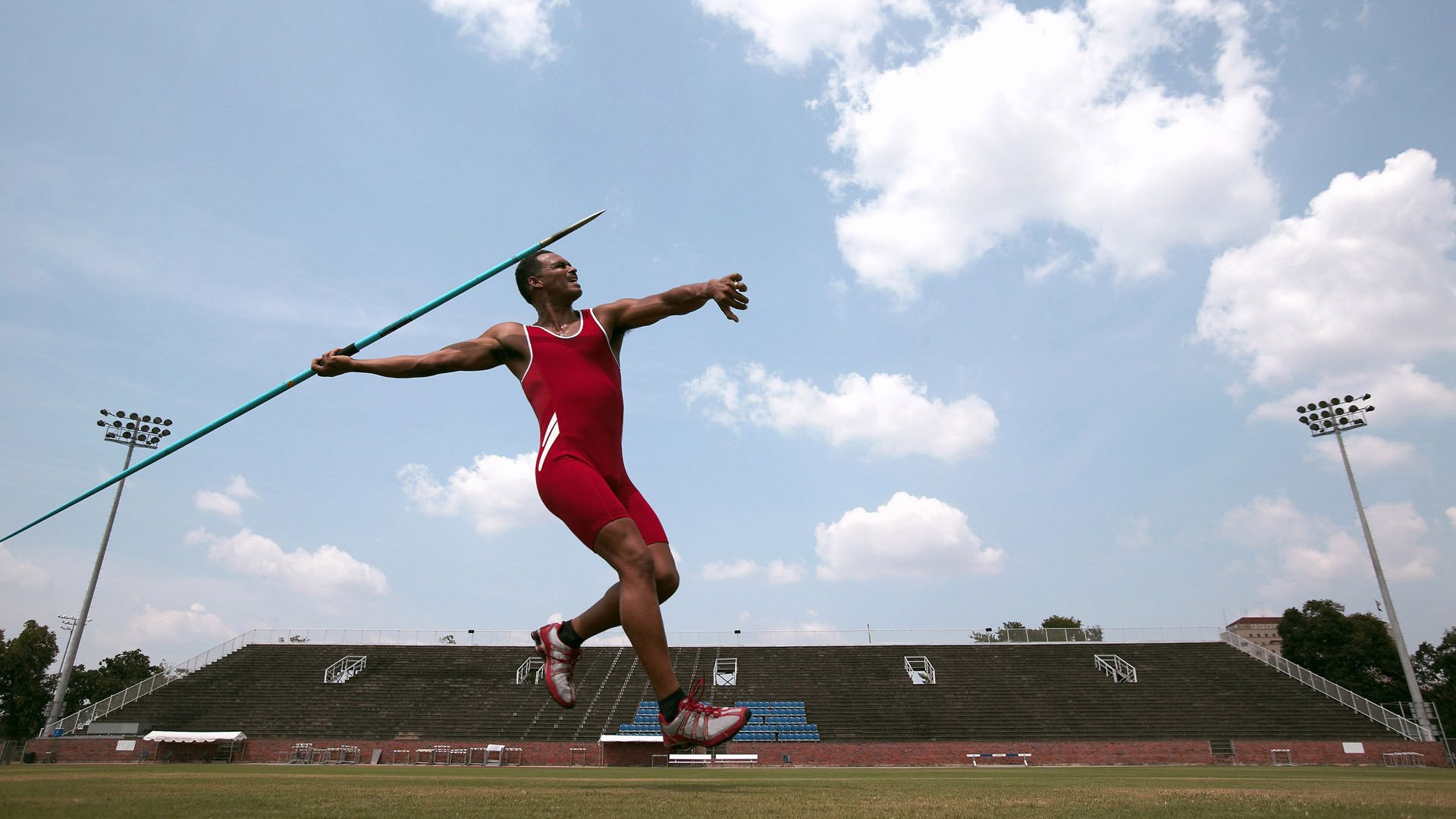 尼斯对阵苏格兰，当萨拉赫的节奏成为绿茵场的绝对法则