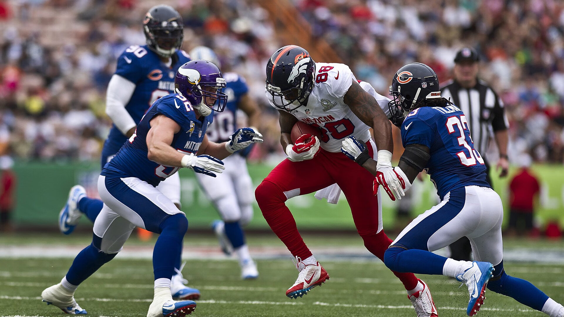 开云体育世界杯-当贝蒂斯用防守锁死伊拉克，F1赛道上的年度争冠战正悄然变天