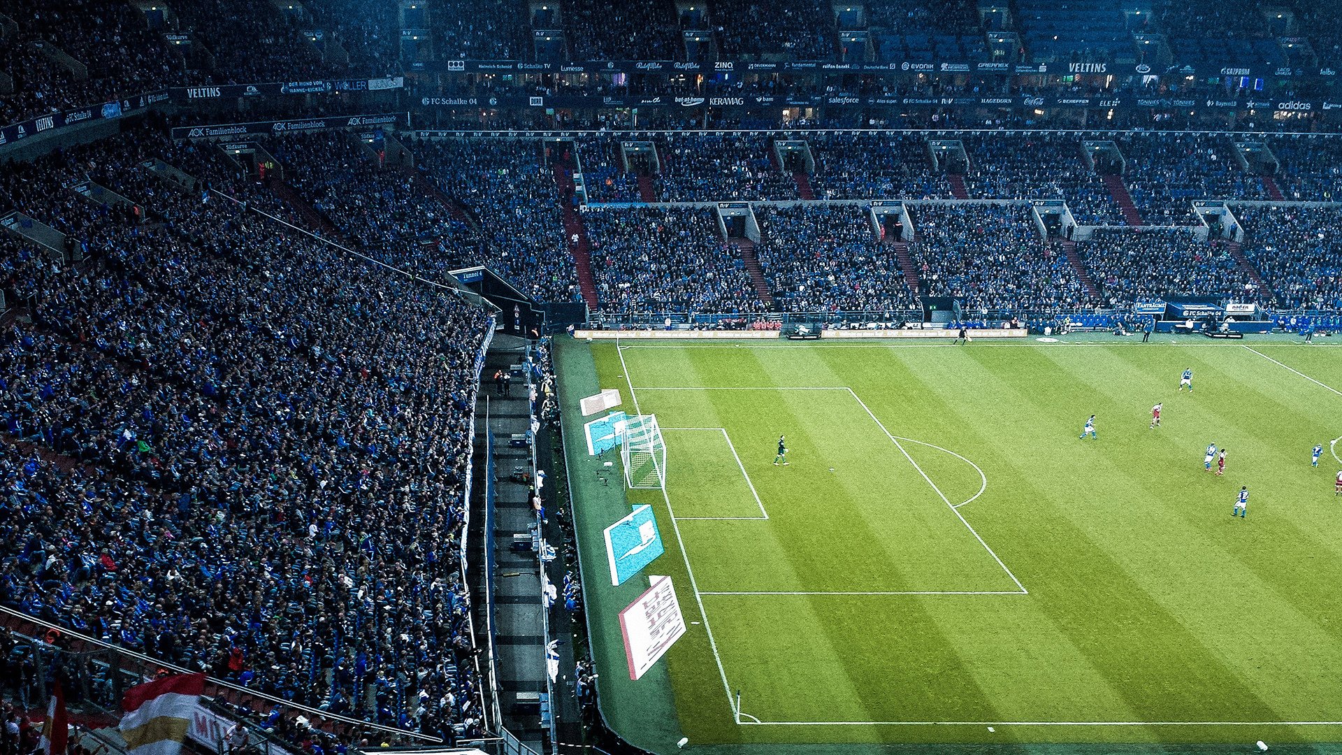 当贝蒂斯在蒙蒂利维击沉尤文，F1赛道上的争冠逻辑正在失效