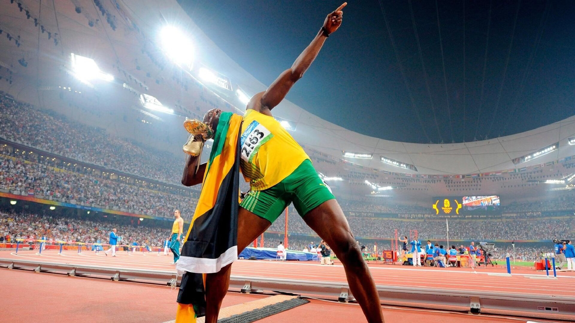 姆巴佩全场最佳无争议,曼城式压制让阿尔及利亚窒息